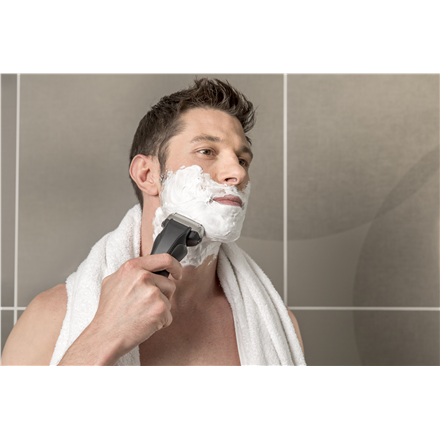 Panasonic Shaver ES-RT67-S503  Charging time 1 h