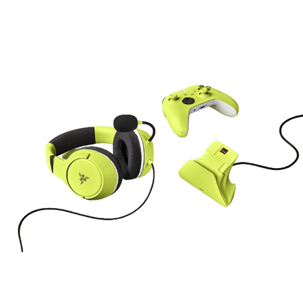 Razer Gaming Headset Kaira X and Charging Stand for Xbox Controller Duo Bundle Built-in microphone