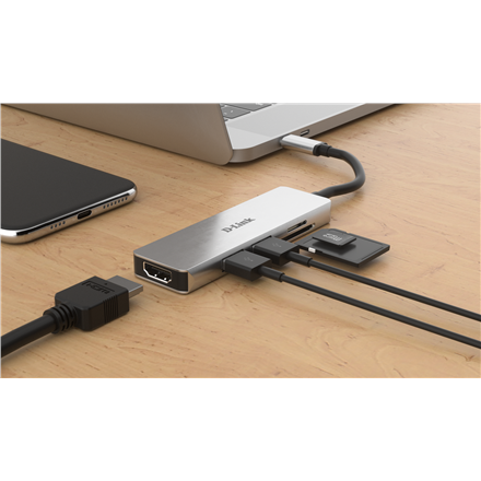 D-Link 5-in-1 USB-C™ Hub with HDMI and SD/microSD Card Reader DUB-M530	 0.11 m