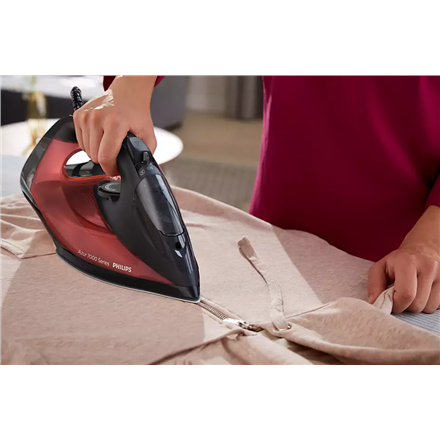 Philips | DST7022/40 | Steam Iron | 2800 W | Water tank capacity 0.3 ml | Continuous steam 50 g/min 