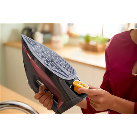 Philips | DST7022/40 | Steam Iron | 2800 W | Water tank capacity 0.3 ml | Continuous steam 50 g/min 