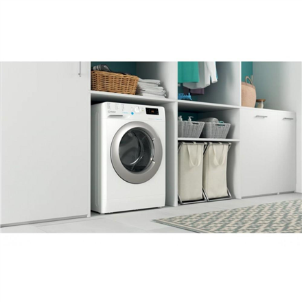 INDESIT Washing machine BWE 71295X WSV EE Energy efficiency class B Front loading Washing capacity 7