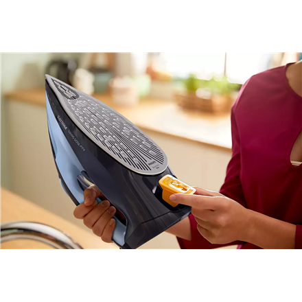 Philips DST7041/20 | Steam Iron | 2800 W | Water tank capacity 300 ml | Continuous steam 50 g/min | 