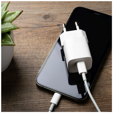 Fixed | Mini USB-C Travel Charger