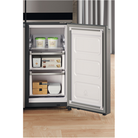 Whirlpool Refrigerator | WQ9 E2L EF | Energy efficiency class E | Free standing | Side by side | Hei