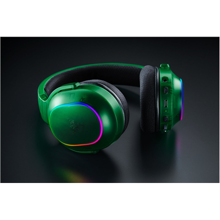 Razer | Gaming Headset | Barracuda X Chroma | Built-in microphone | Bluetooth | Phantom Green Editio