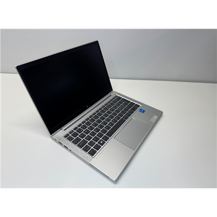 HP Renew | Grade A | EliteBook 830 G8 | 13.3 " | FHD | i5-1135G7 | 8 GB | SSD | 256 GB | Intel Iris 