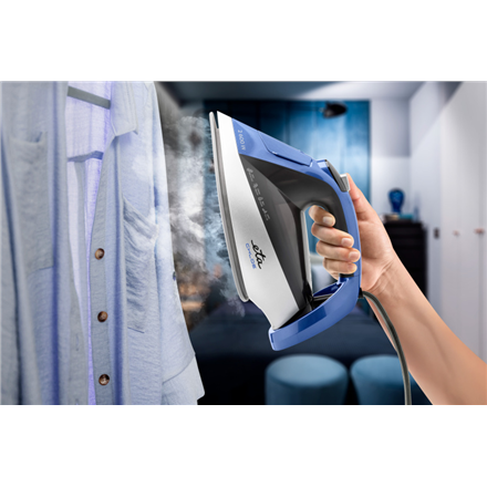 ETA Steam Iron | ETA227690000 Chloe | Steam Iron | 2600 W | Water tank capacity 350 ml | Continuous 