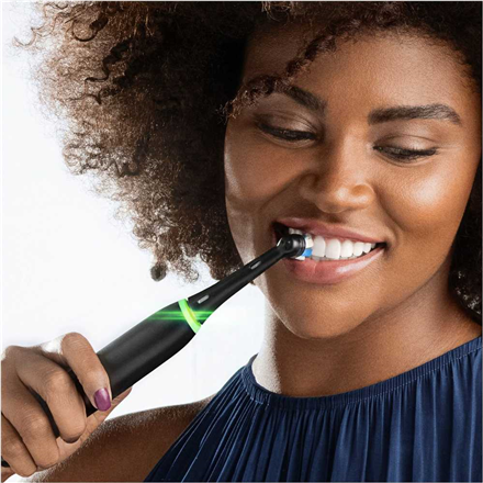 Oral-B | Electric Toothbrush | iO Series 4s | Rechargeable | For adults | Number of brush heads incl