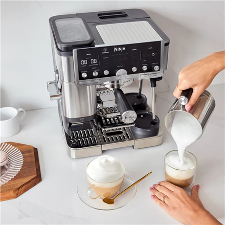 NINJA | Coffee Maker | ES701EU Luxe Café Pro | Pump pressure 9 bar | Built-in milk frother | Ground 