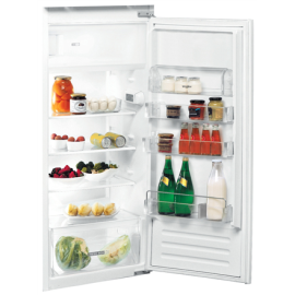 Whirlpool Refrigerator | ARG 7342 | Energy efficiency class E | Built-in | Larder | Height 122 cm | 