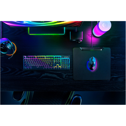 Razer Wireless Charging Gaming Mouse Mat and Puck, Hard Edition HyperFlux V2 360 – 4