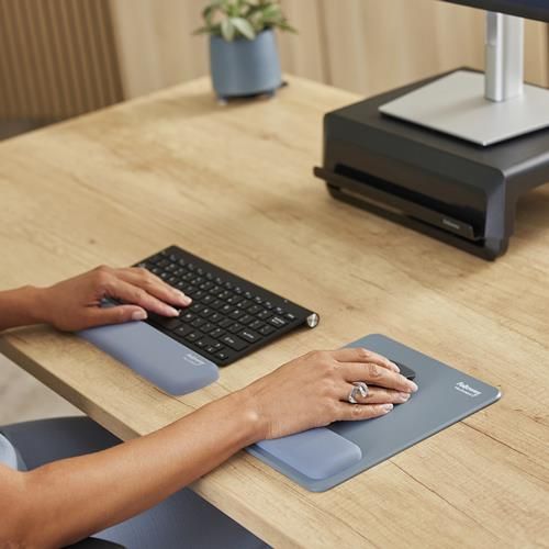 KEYBOARD ACC WRIST RESTS/COMPACT MAR 100142572 FELLOWES – 3