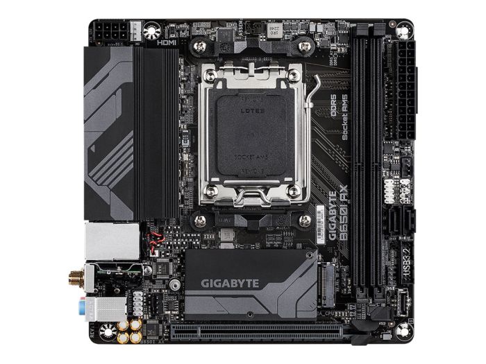 GIGABYTE B650I AX