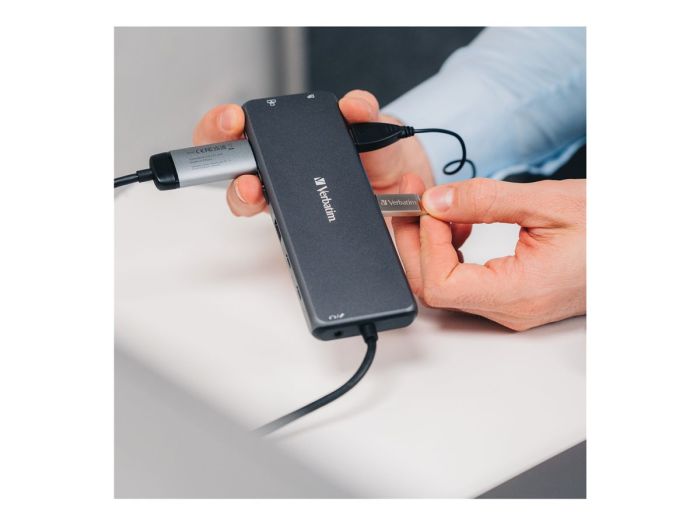 VERBATIM USB-C Pro Multiport Hub 13 Port – 4